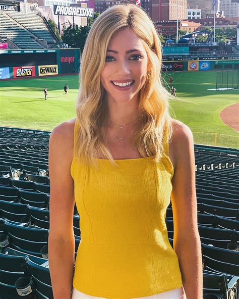 Abby Hornacek Wiki, Age, Height, Weight, Boyfriend, Bio, Family